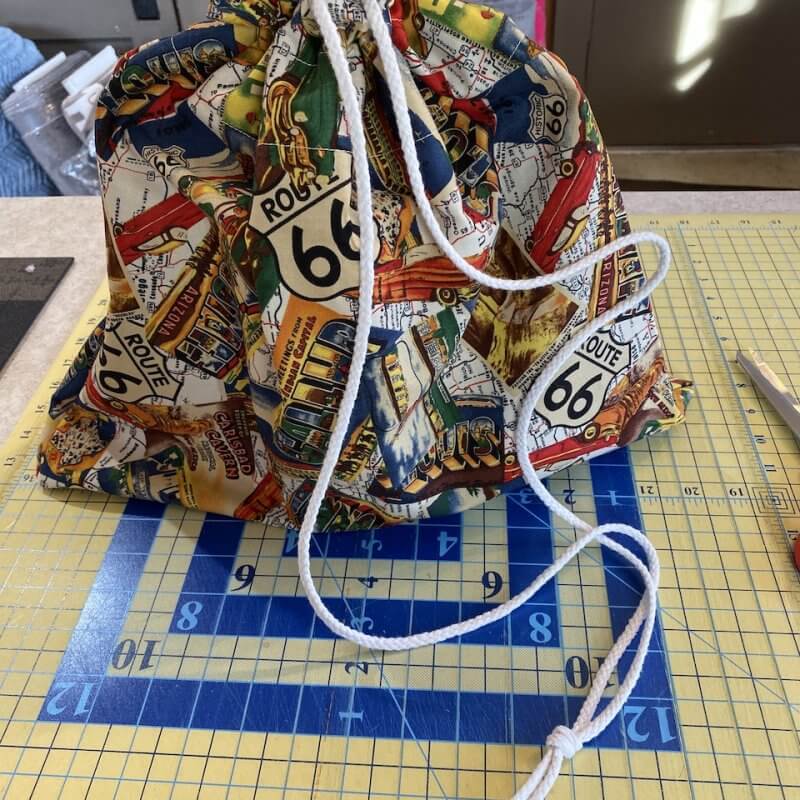 How to make a Sweet Drawstring Bag for Projects or for Gifts